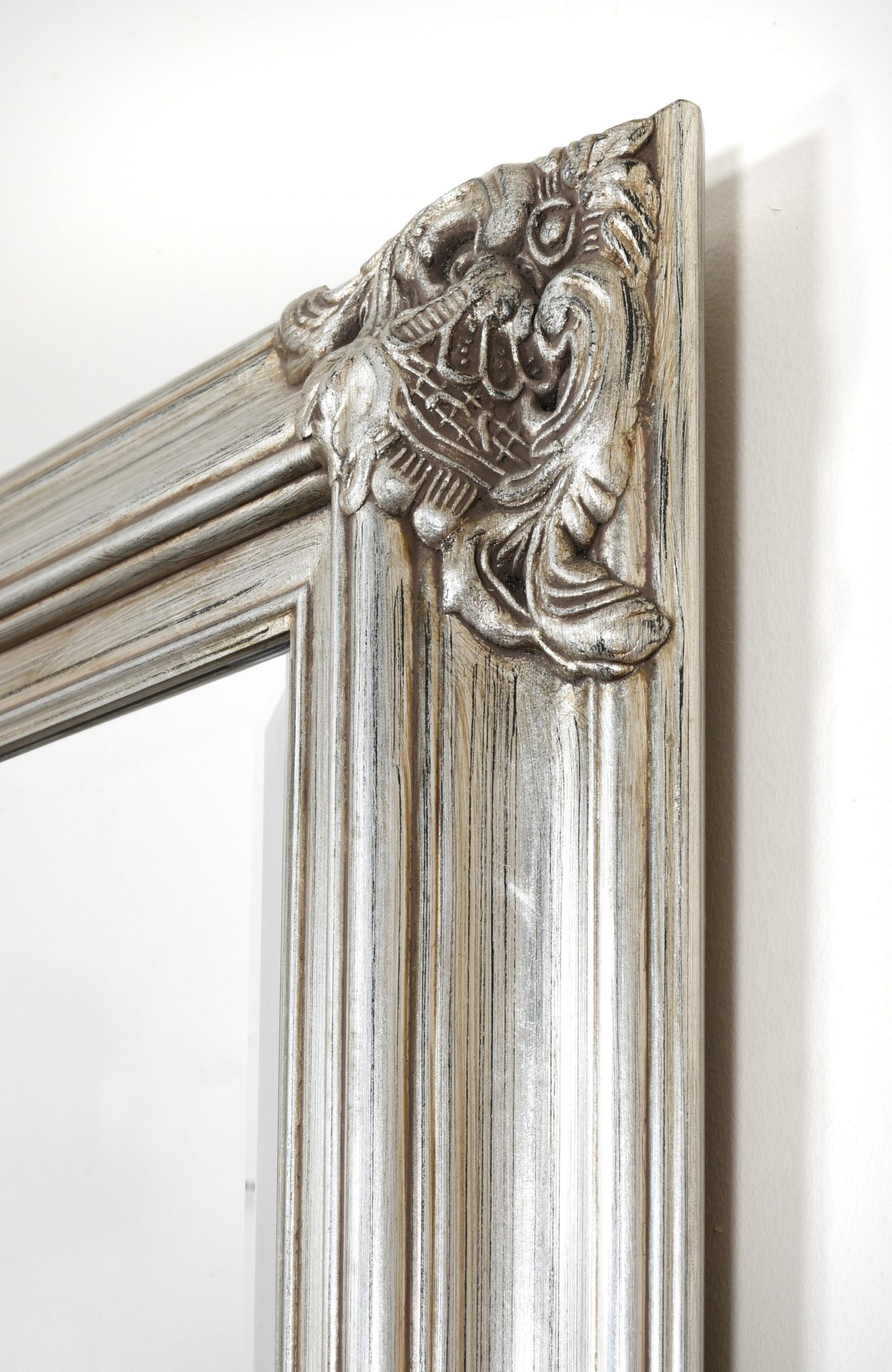 Mini Grand Victorian Mirror 24x36 Silver - Luxurious Dwelling - Your Luxury Home Product Experts