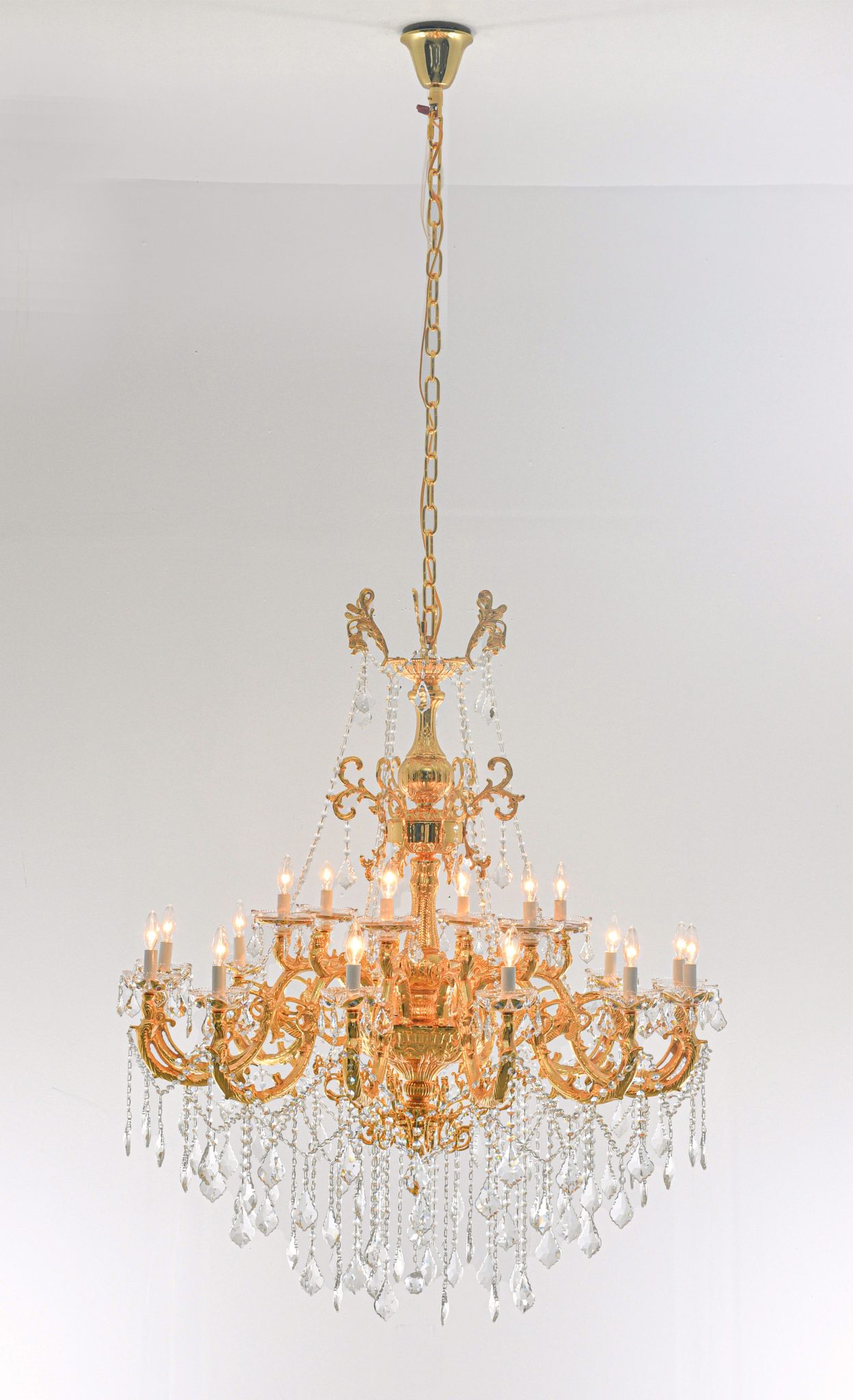 Regal Crystal Chandelier - Luxurious Dwelling - Your Luxury Home Product Experts