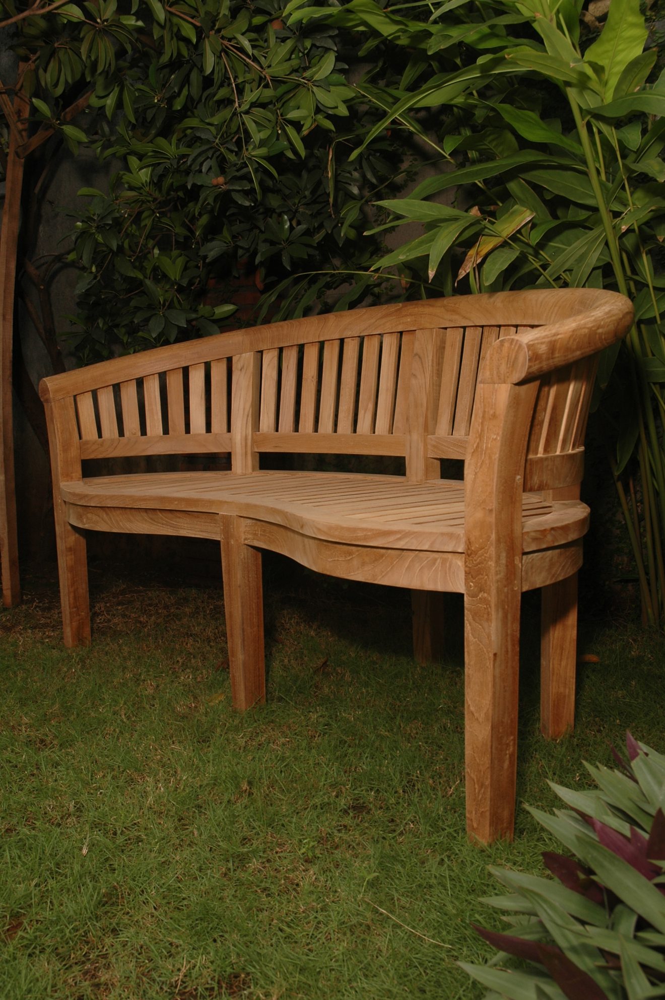 Anderson Teak Curve 3 Seater Bench Extra Thick Wood - Luxurious Dwelling - Your Luxury Home Product Experts