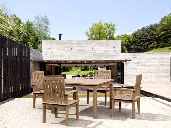 Anderson Teak Windsor Brianna 5-Pieces Dining Table Set - Image 4