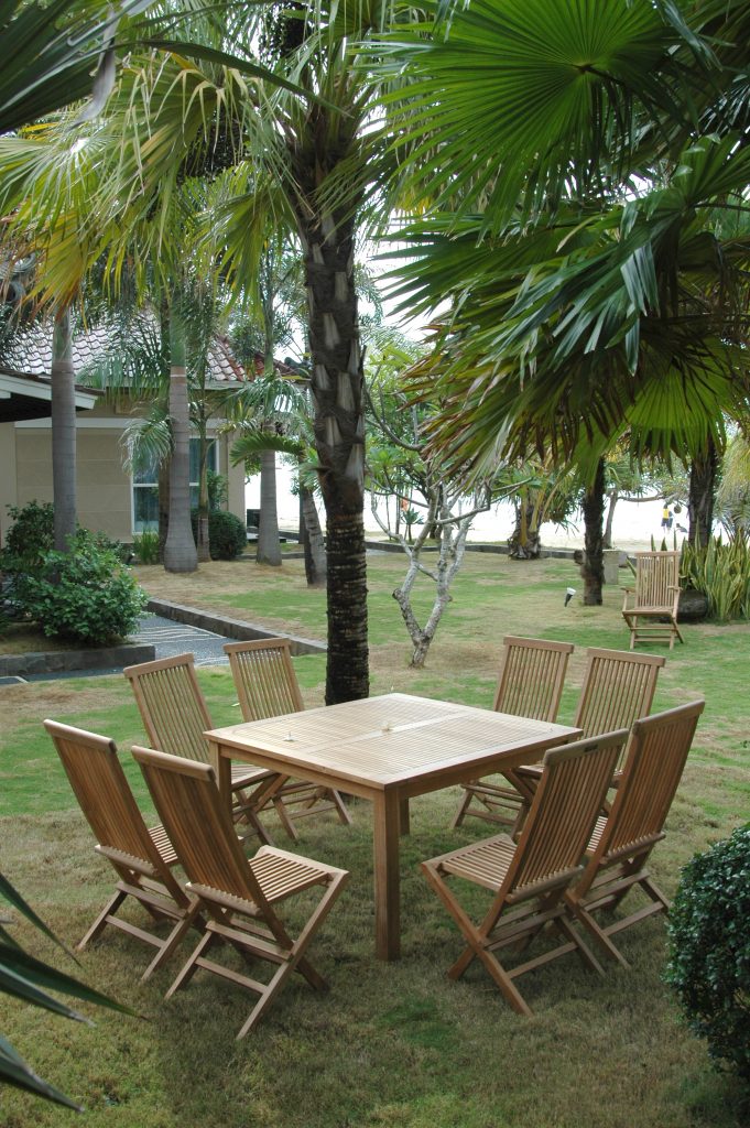 Anderson Teak Windsor Classic Chair 9-Pieces Folding Dining Set - Image 2