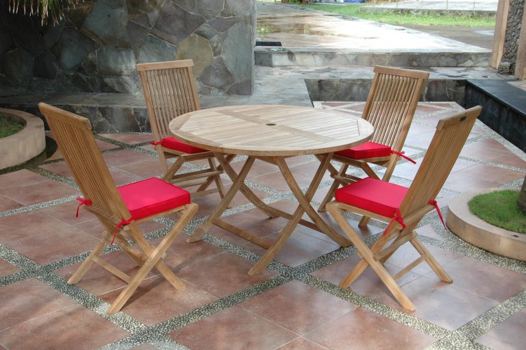 Anderson Teak Classic Bahama 5-Pieces Folding Dining Set - Image 4