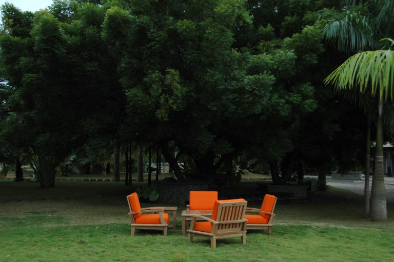 Anderson Teak Brianna Bahama 6-Pieces Deep Seating Armchair Set - Image 3