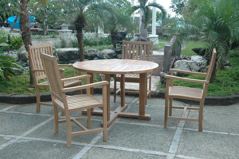 Anderson Teak Tosca Wilshere 5-Pieces Dining Set - Image 4