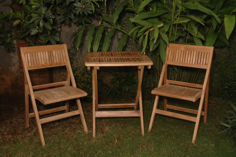 Anderson Teak Windsor 3-pieces Square Bistro Set - Image 4