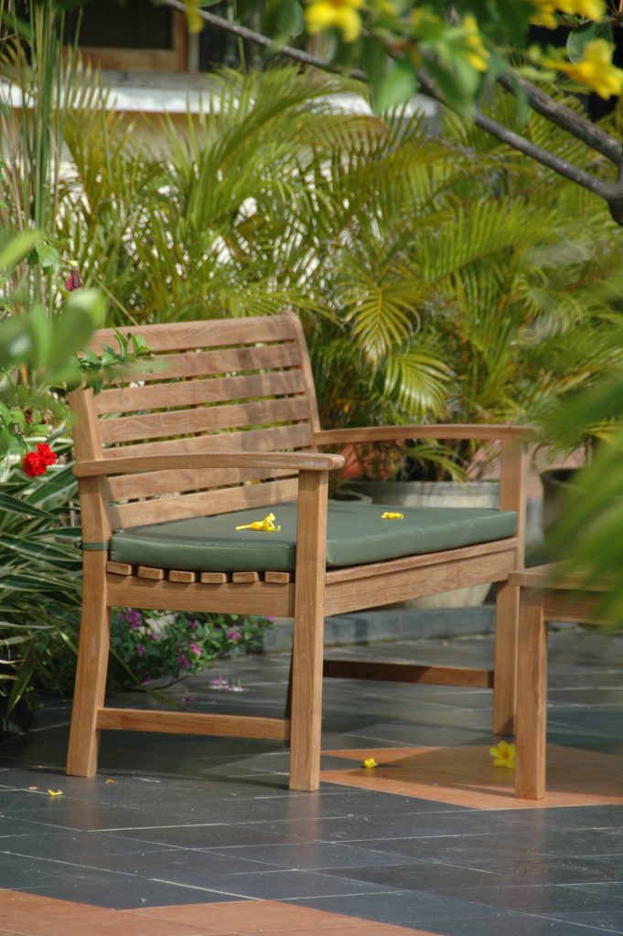 Anderson Teak Victoria Montage 4-Pieces Conversation Set - Image 5