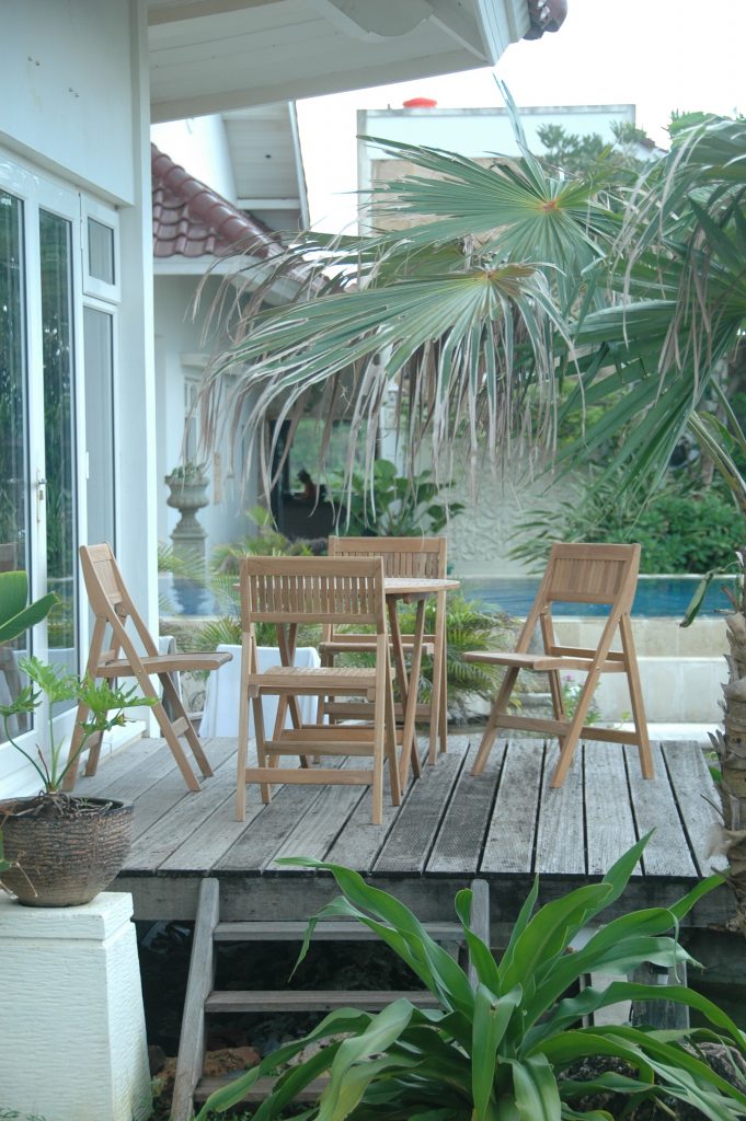 Anderson Teak Windsor 5-pieces Round Bistro Set - Image 4