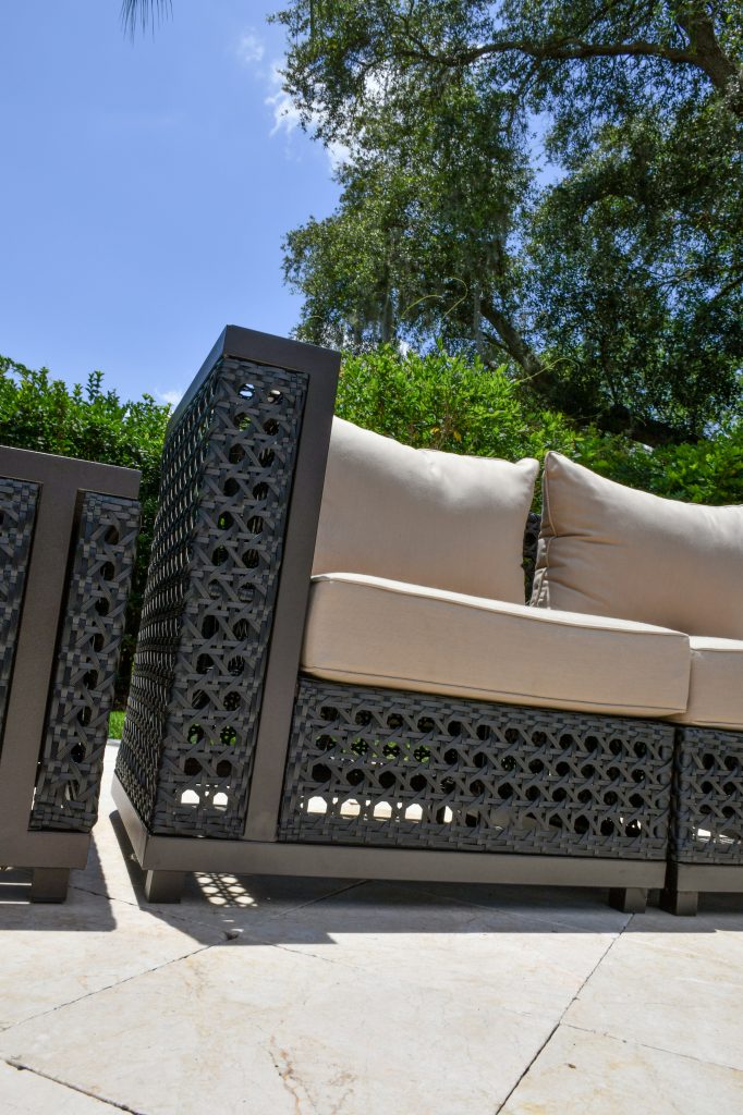 Monterey Outdoor Corner Seater - Image 2