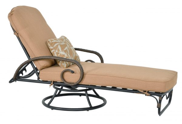 Grand Bonaire Weave Swivel Lounge With Pillow - Image 1