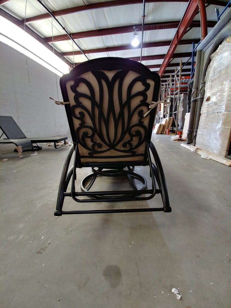 Elisabeth Swivel Chaise Lounge With Pillow - Image 3