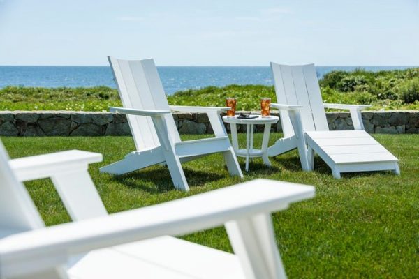 Seaside Casual - MAD FOOTSTOOL - Image 1
