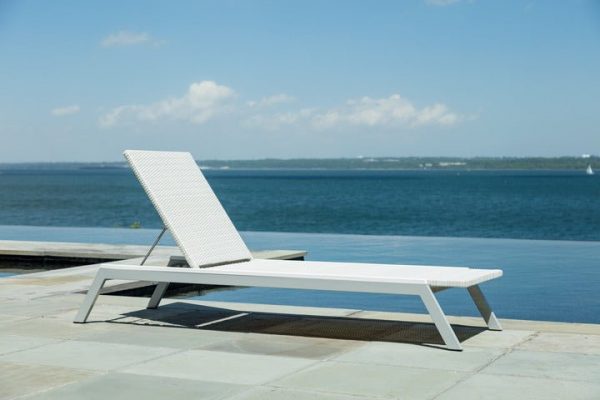 Seaside Casual - MAD CHAISE SLATTED - Image 1