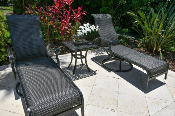 Wyndermere Swivel Chaise - Image 5