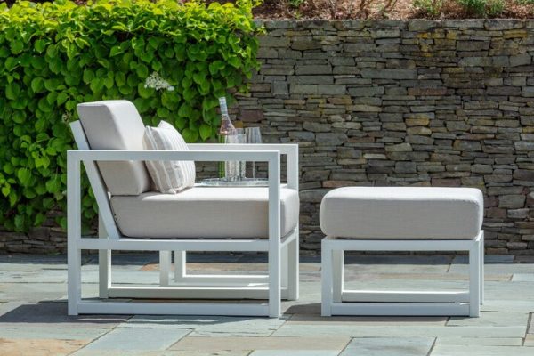 Seaside Casual - MIA OTTOMAN - Image 1