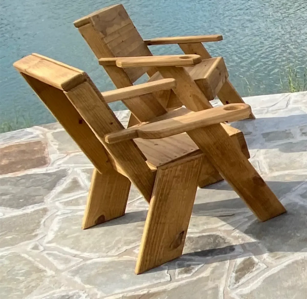 RS Bro Designs Outdoor Rustic Chair: Texas-Crafted Excellence - Luxurious Dwelling - Your Luxury Home Product Experts