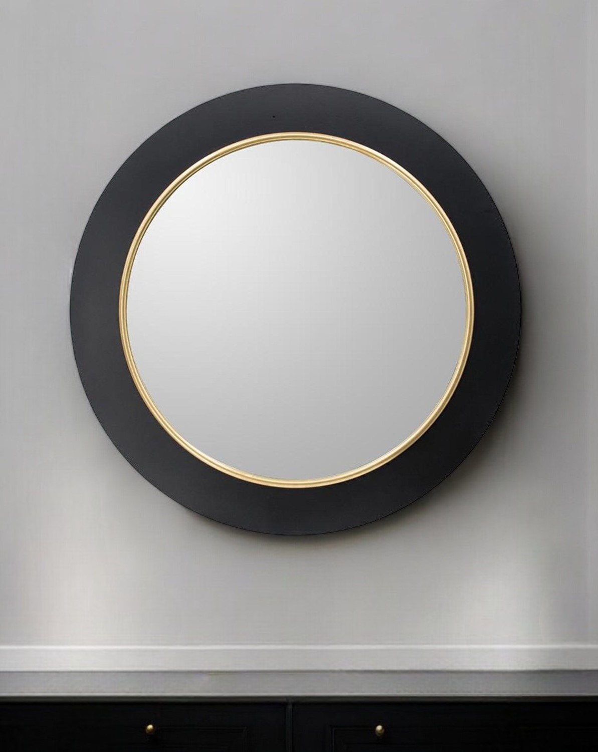 485026_2_XUMT4GN4 Homeroots - 32" Black And Gold Lighted Round Metal Framed Accent Mirror - Image 1