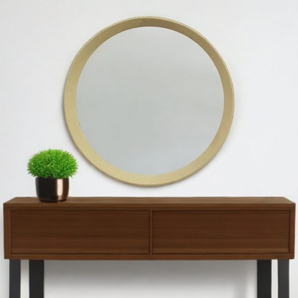 Homeroots - 20" Cream Round Wood Framed Accent Mirror - Image 1