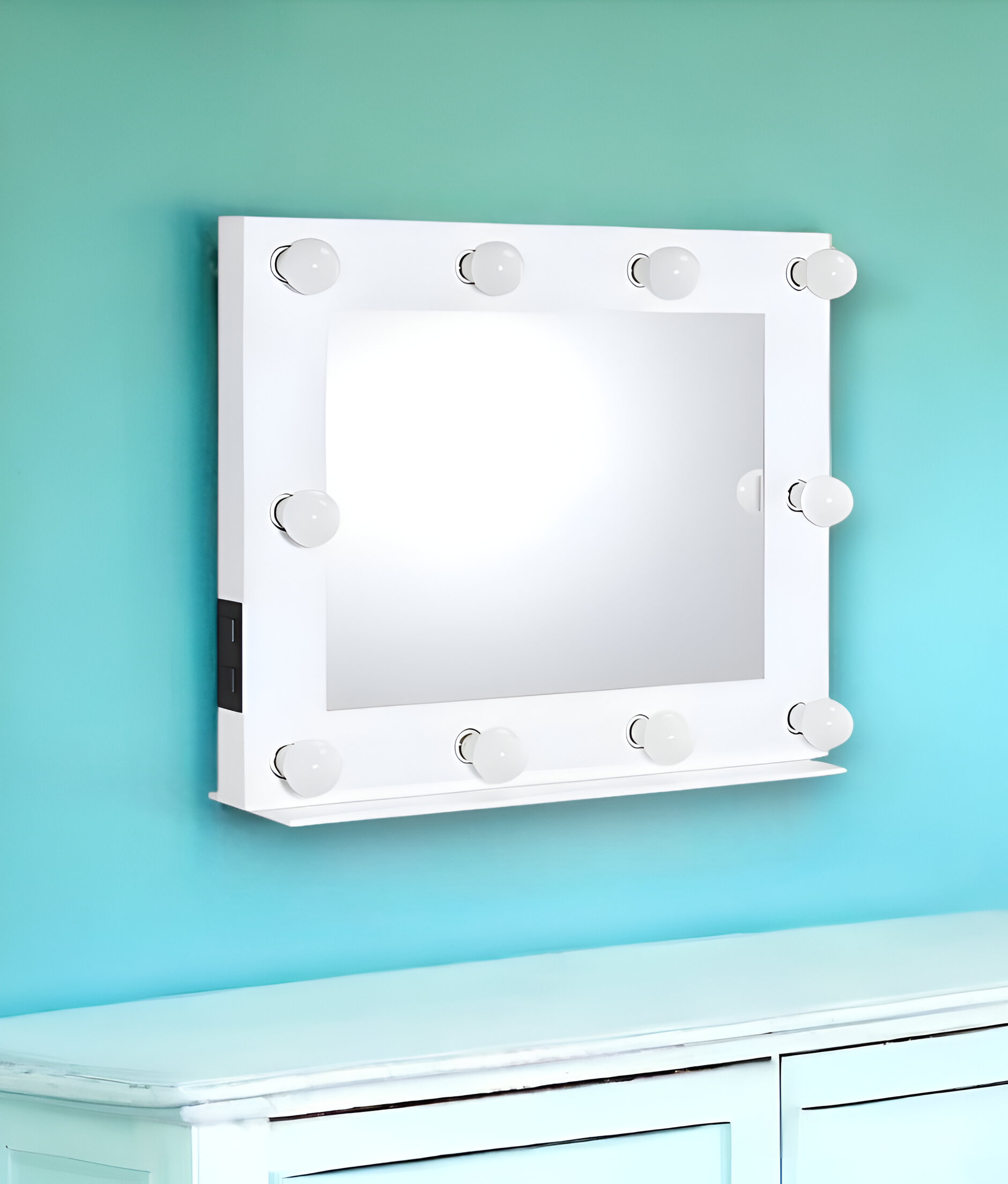 485930_10_t8FABtOU Homeroots - 26" White Metal Framed Mounted Accent Mirror - Image 1